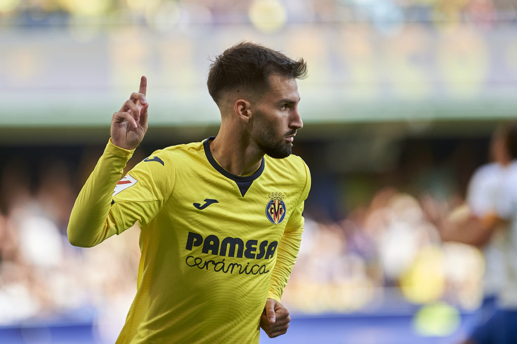 Alex Baena of Villarreal CF celebrates a goal during the La